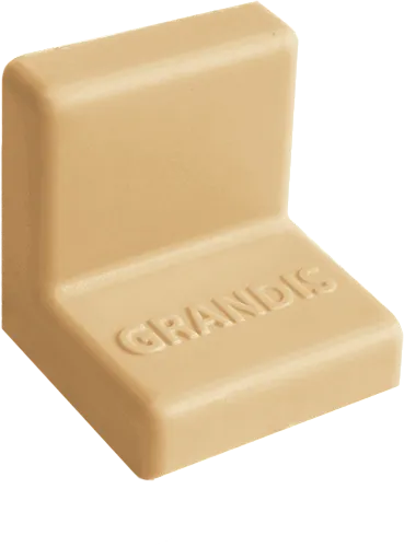 Уголок с заглушкой 25х25 Груша